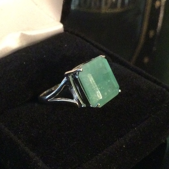 Awesome Genuine Natural Emerald Ring - Picture 8 of 12
